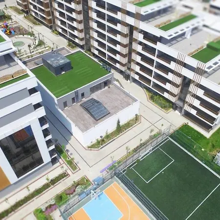 3 Bed Rooms Luxury Furnished Apartment In Compound 公寓